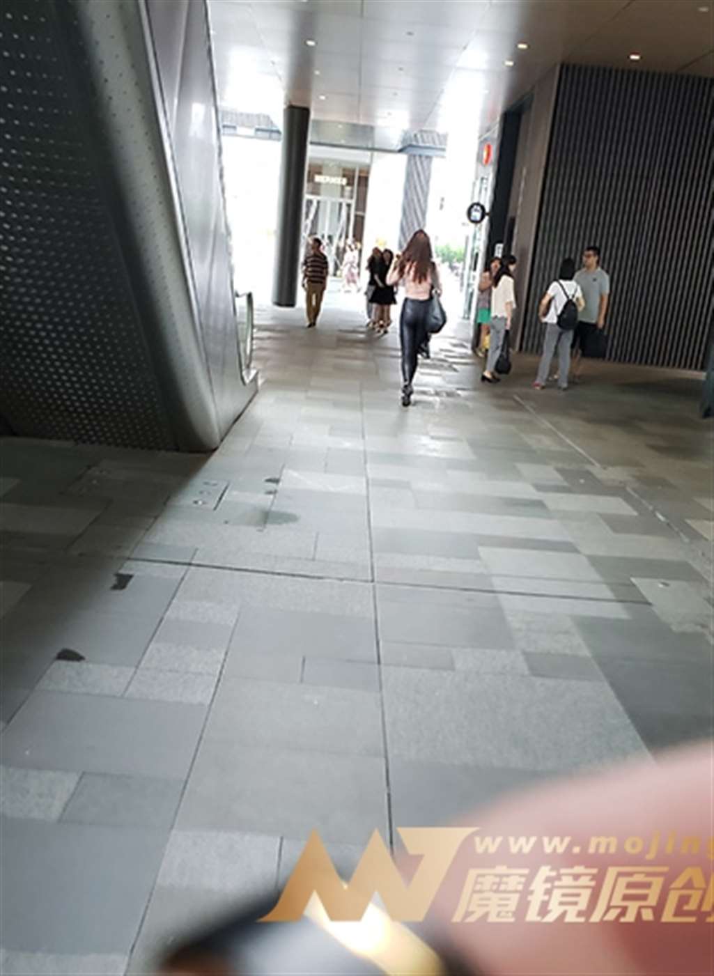 图片[3]-【凯恩赛帖】饱满油亮的皮裤-流行馆