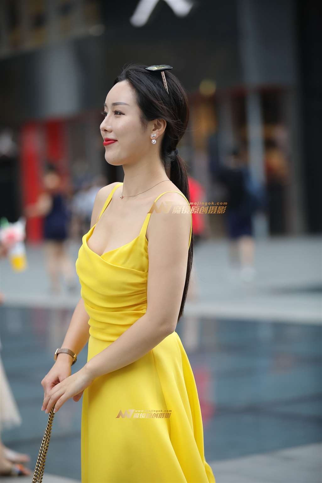 【凯恩赛帖】看着很舒服的端庄美人儿-流行馆
