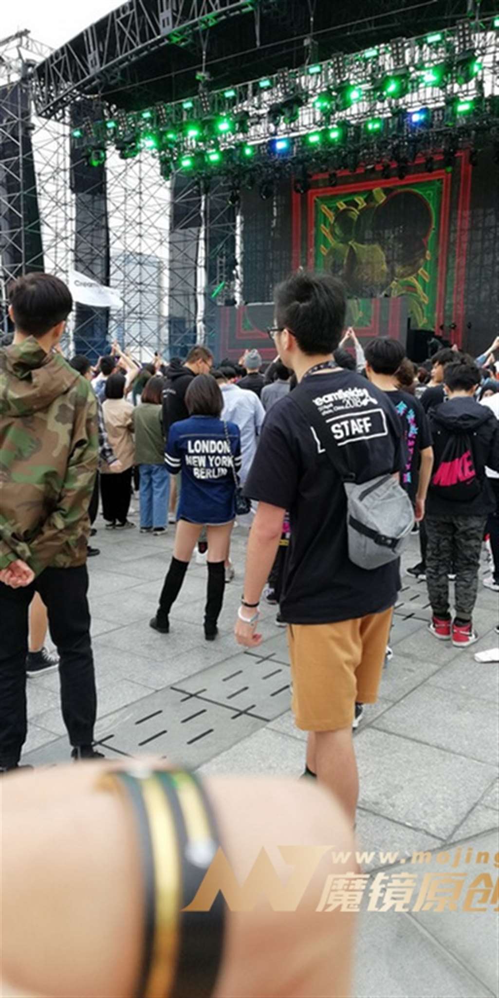 图片[3]-【视觉冲击赛贴】上暖下凉的短发妹子-流行馆