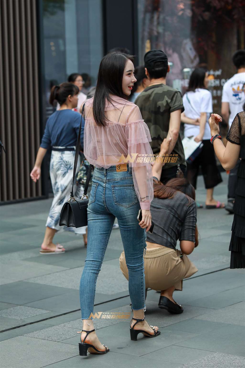 图片[2]-【凯恩赛贴】甜美紧牛美女-流行馆