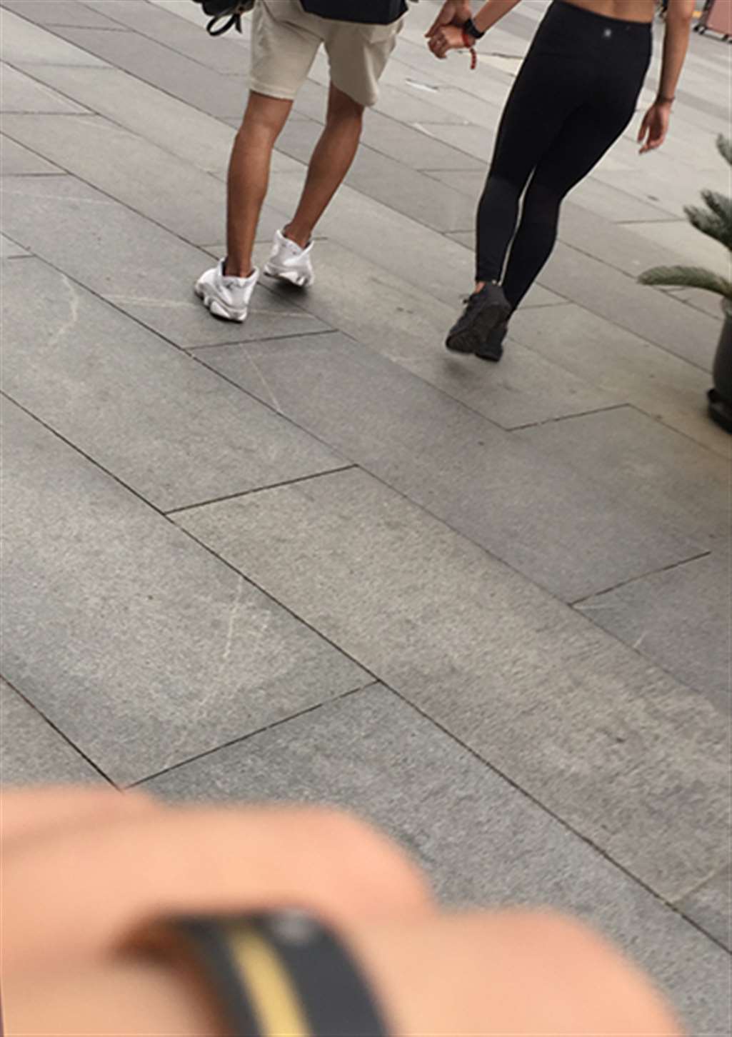图片[3]-【红石赛帖】紧身裤开朗美女-流行馆