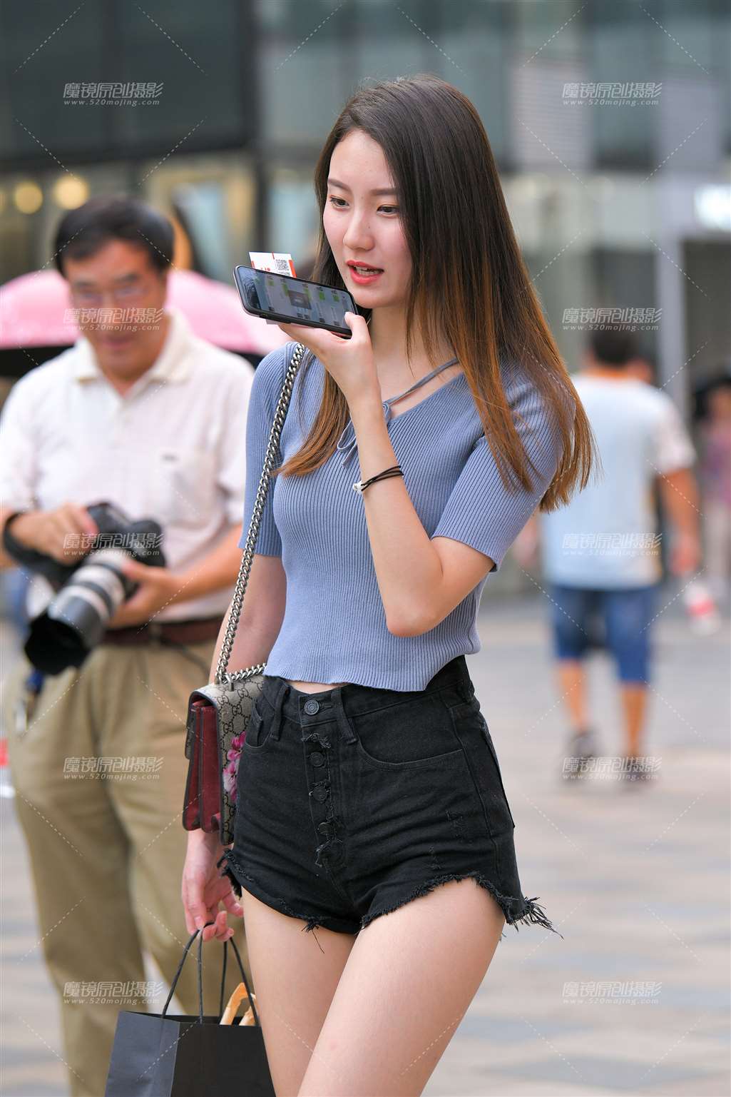 【红石赛帖】黑色热裤长腿美女-流行馆