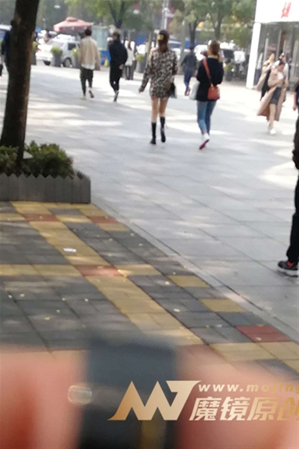 图片[3]-【小默赛帖】第1330篇一米香烟滑过唇间-流行馆