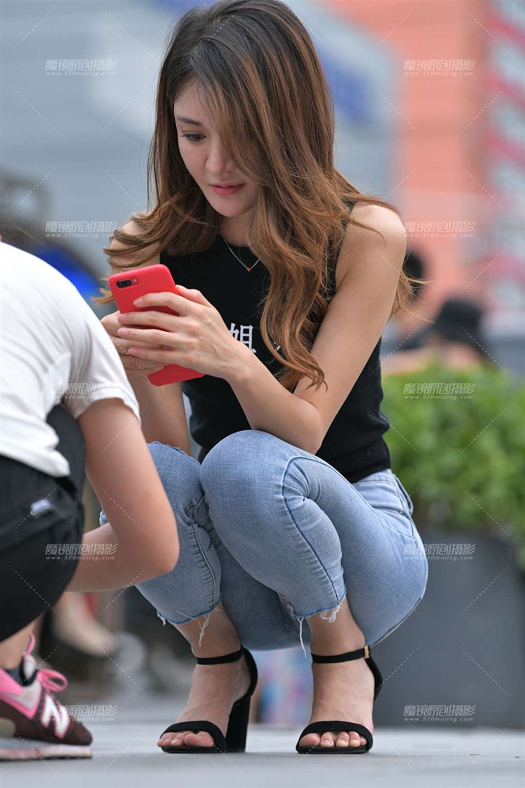 性感紧牛长腿美女-流行馆