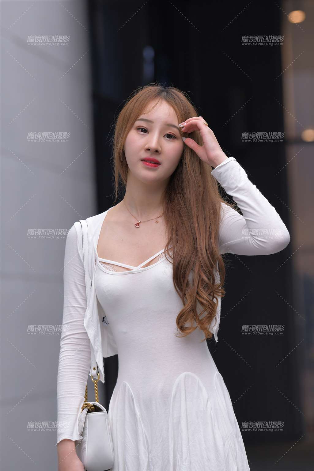 图片[4]-笑起来甜美的白裙妹子-流行馆