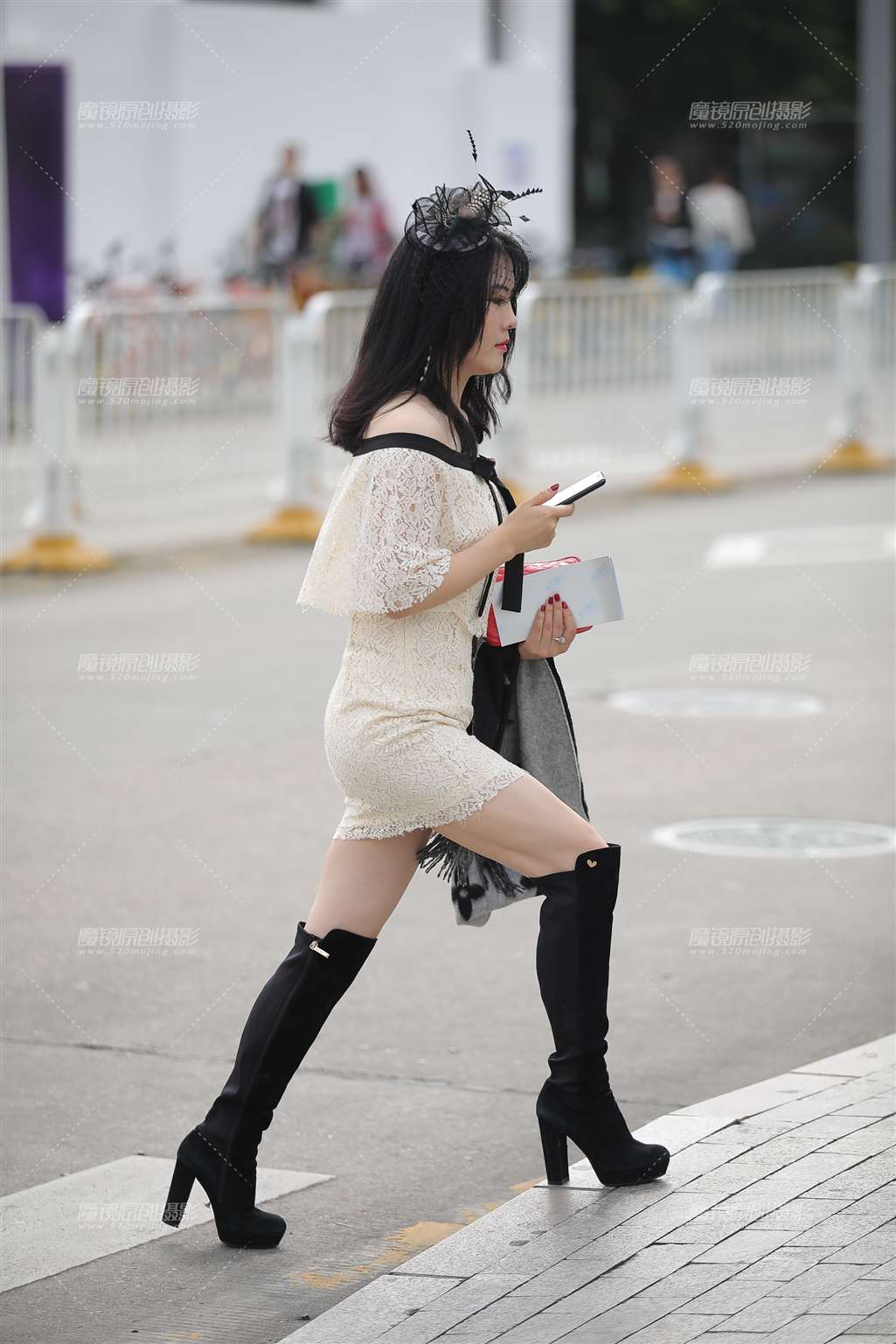 气质姣好的美女-流行馆