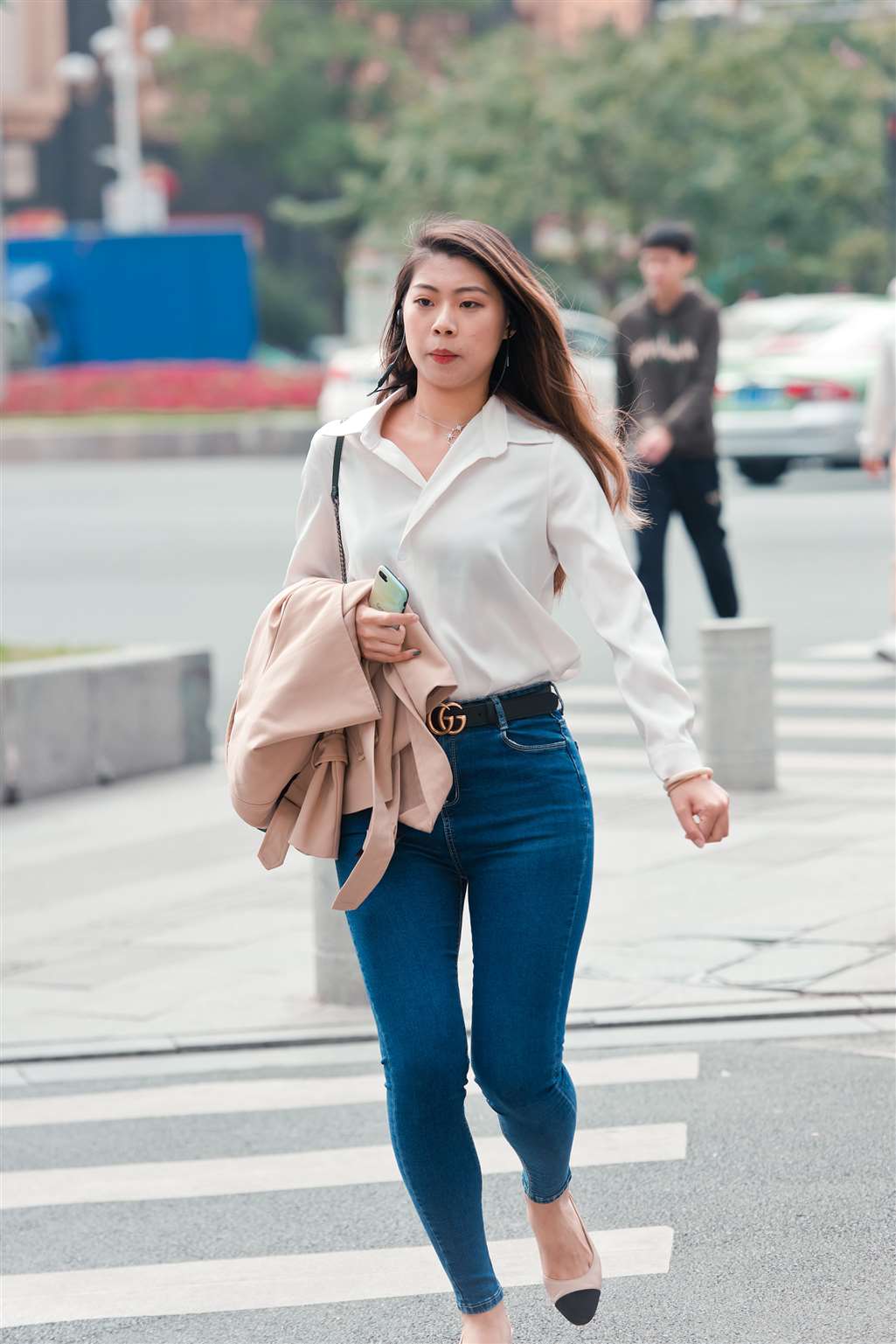 图片[2]-【御风街拍】丰硕的紧牛女郎-流行馆