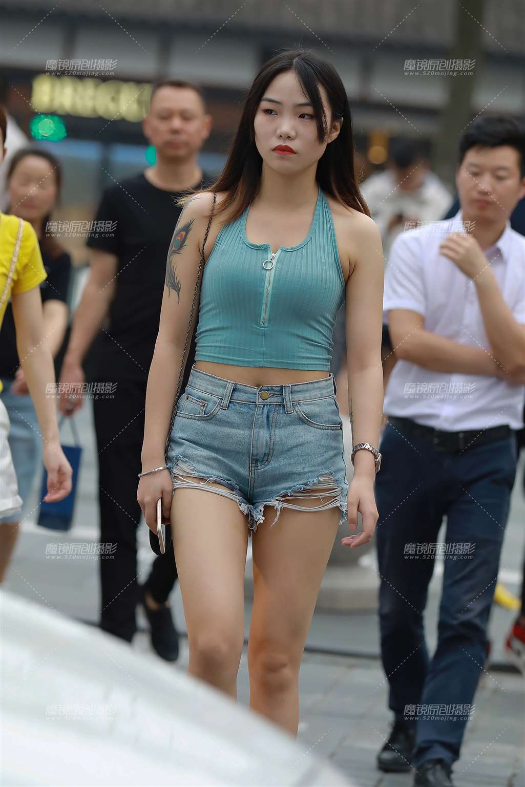 图片[3]-小背心，热裤大长腿-流行馆