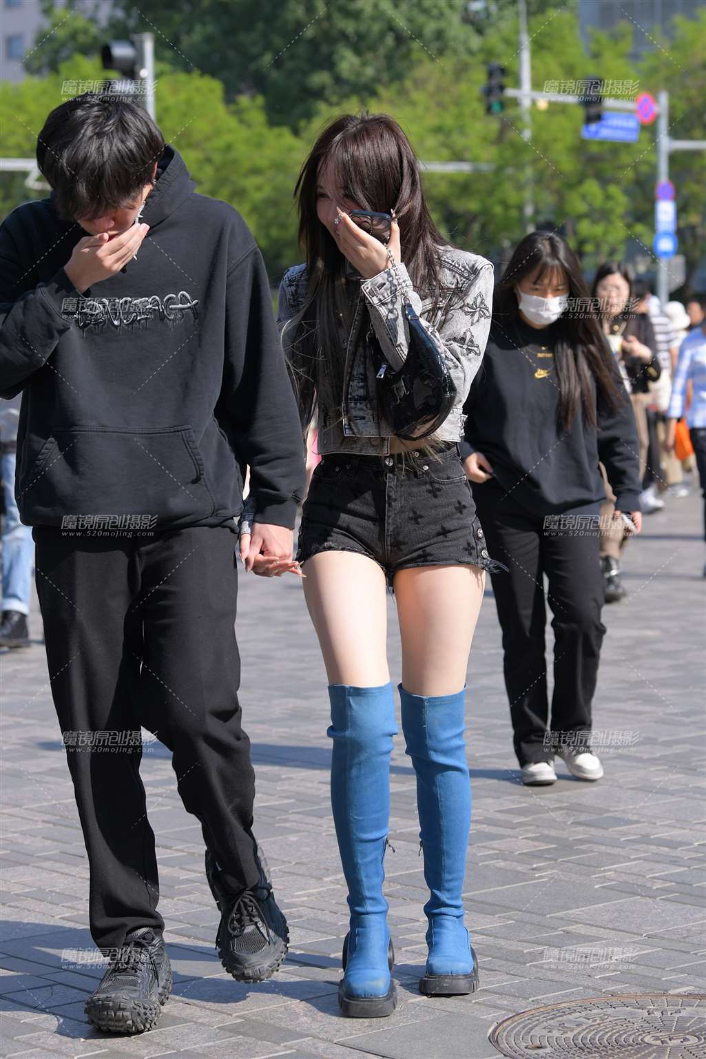 图片[2]-蓝靴小妹-流行馆