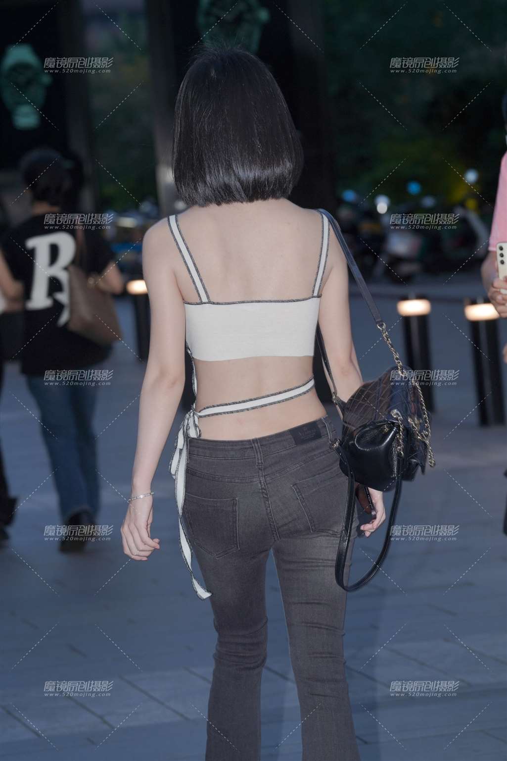 图片[2]-苗条紧牛美眉-流行馆