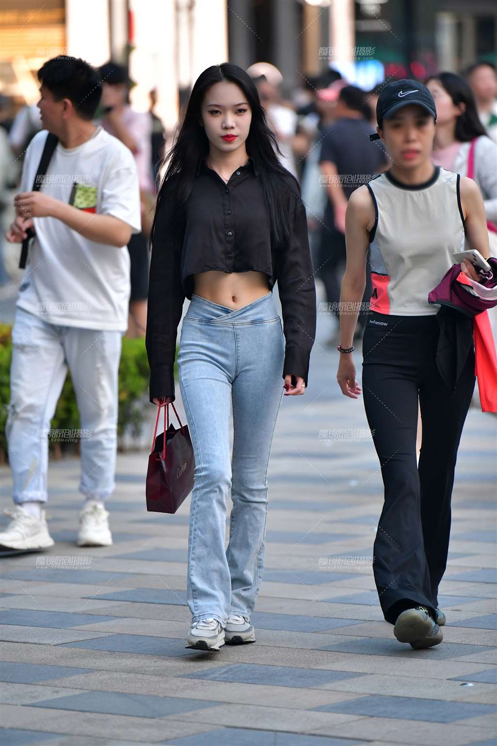 图片[5]-细腰牛仔裤自信美女-流行馆