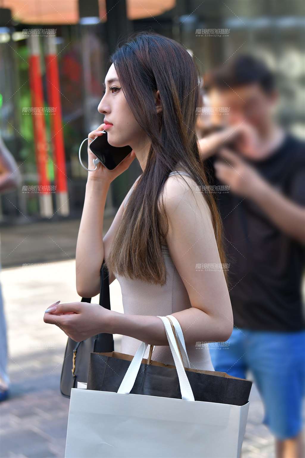 图片[3]-棉质裹身长裙美女-流行馆