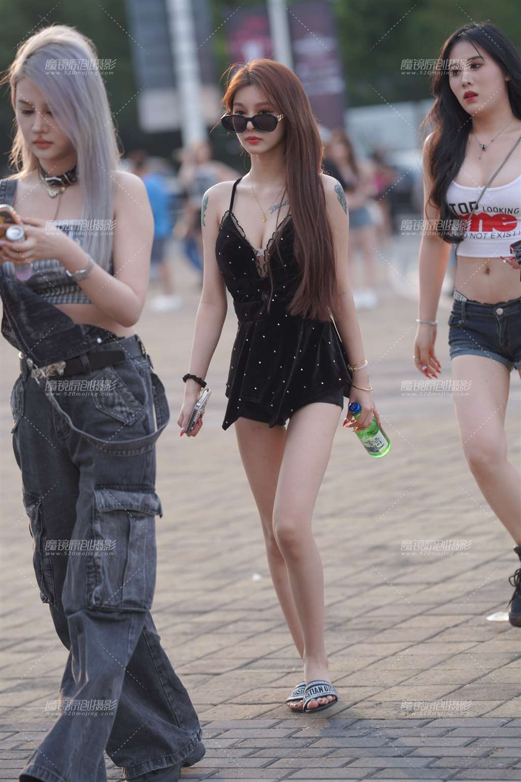 图片[3]-热裤美眉-流行馆