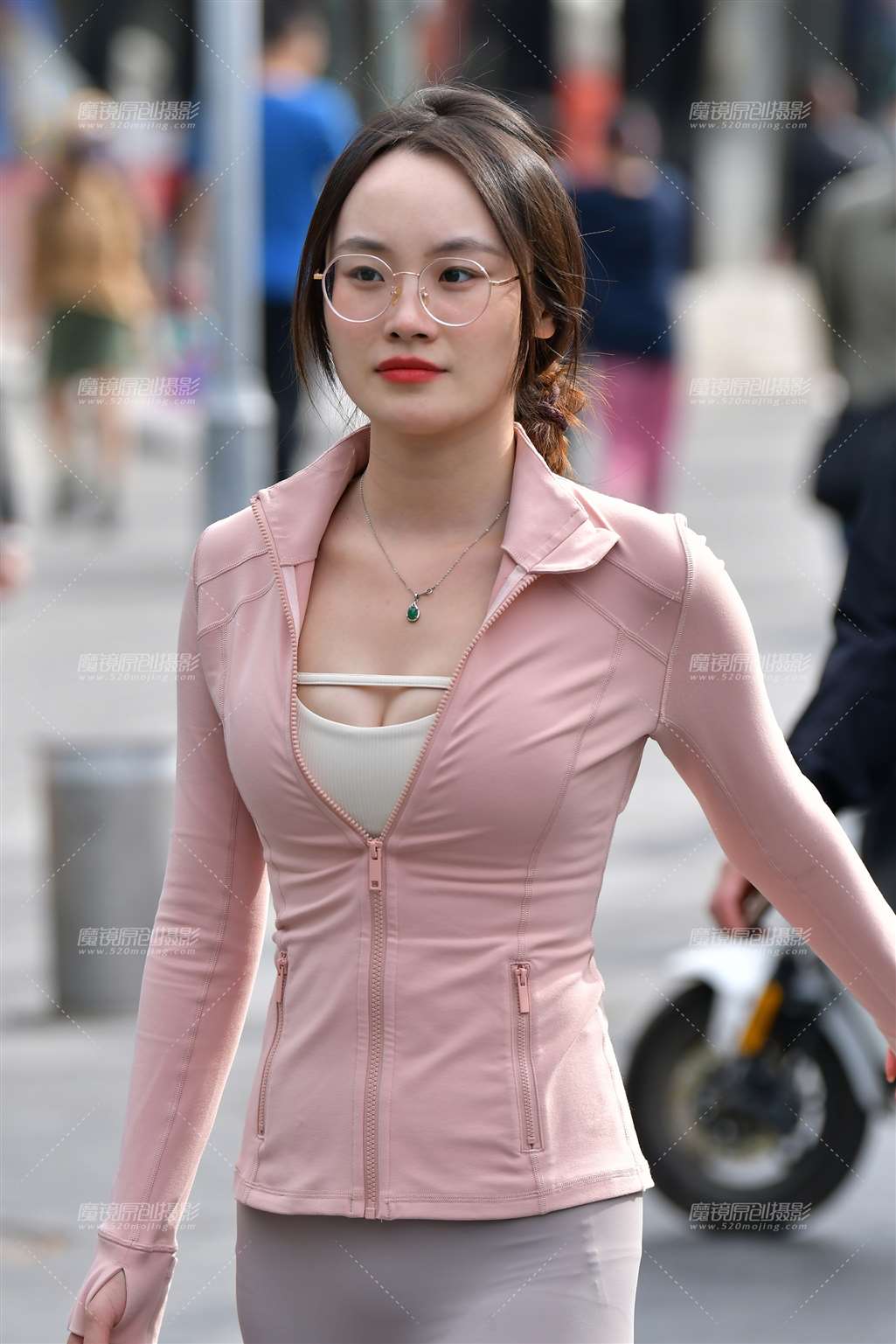 图片[3]-这次逛街是紧身裤-流行馆