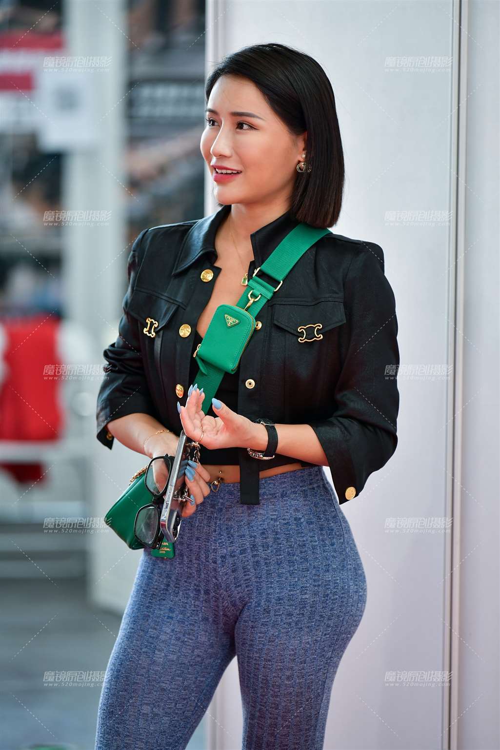 图片[3]-聊天魅力紧身裤美女-流行馆