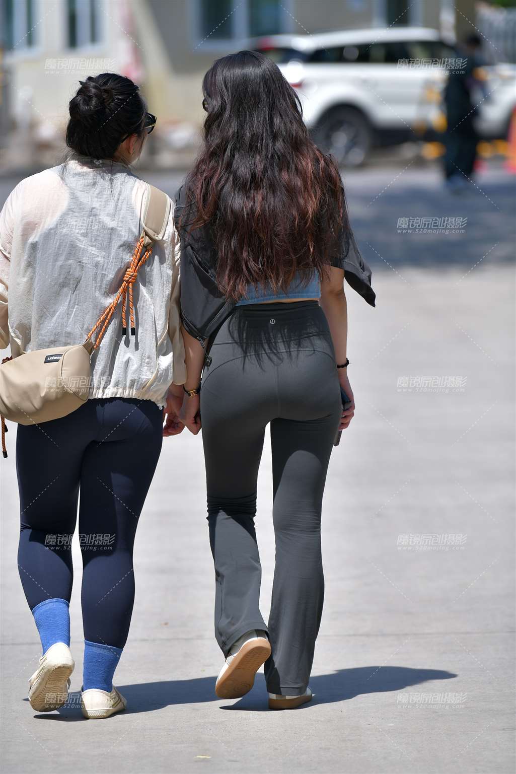 图片[4]-微微丰腴瑜伽紧身裤美女-流行馆