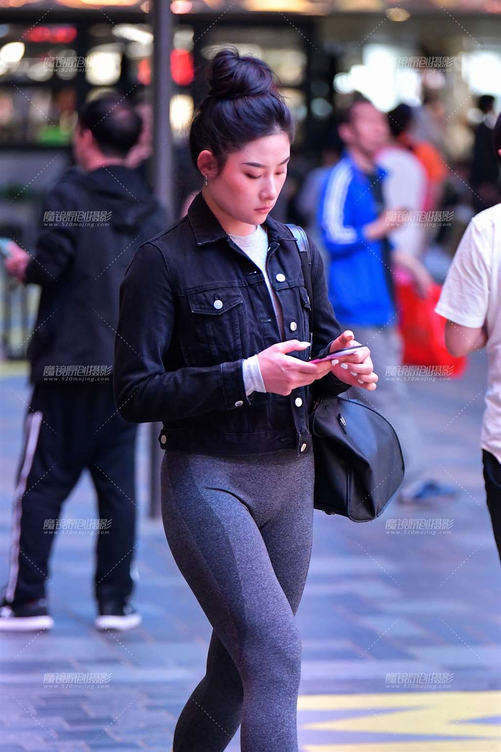 图片[5]-挽发瑜伽紧身裤美女-流行馆