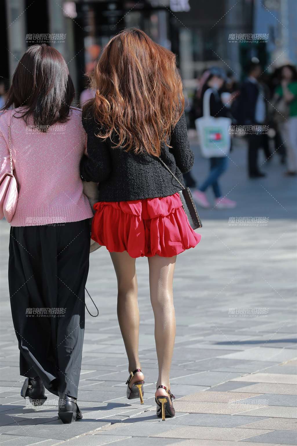 图片[2]-高挑黑丝高跟美女-流行馆
