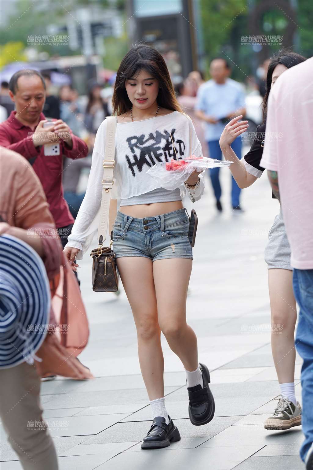 图片[3]-热裤小妹-流行馆