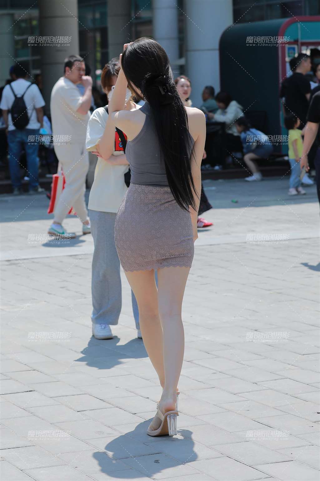 图片[2]-蕾丝包臀裙美女-流行馆