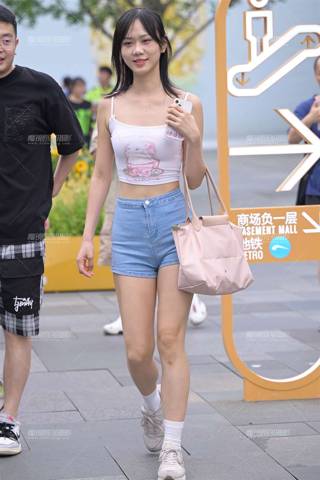 图片[4]-爱笑热裤小妹-流行馆
