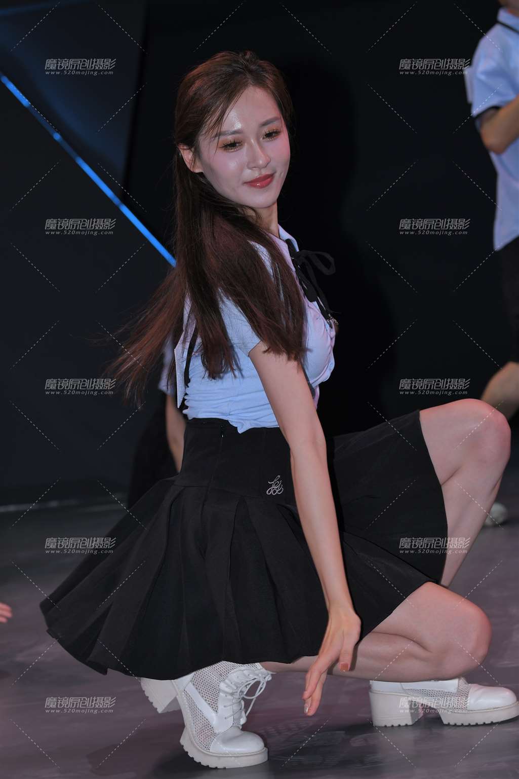 百万粉丝的神勇小龙鼠-流行馆