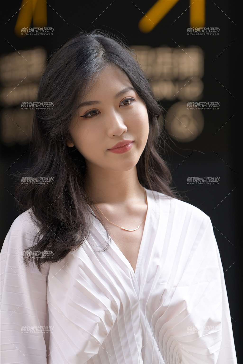 图片[2]-白衣女子-流行馆