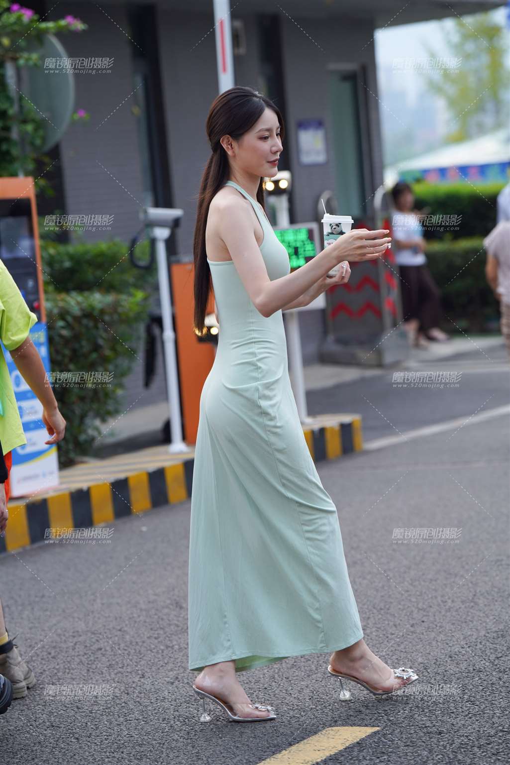 图片[5]-长裙美眉-流行馆