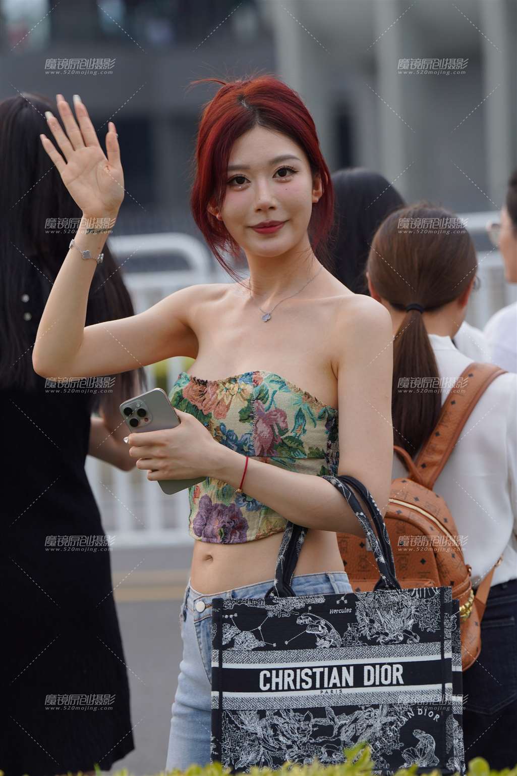 紧牛美眉-流行馆