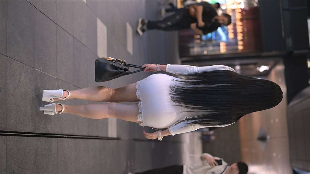 图片[2]-低胸美女高清视频纯享版-流行馆