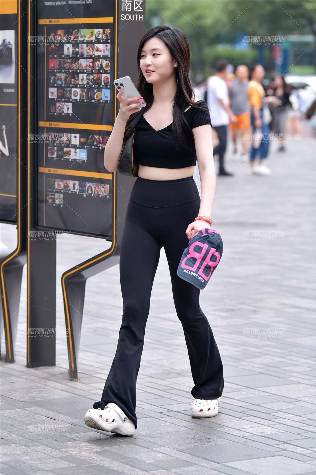 图片[5]-黑衫紧身裤美女-流行馆