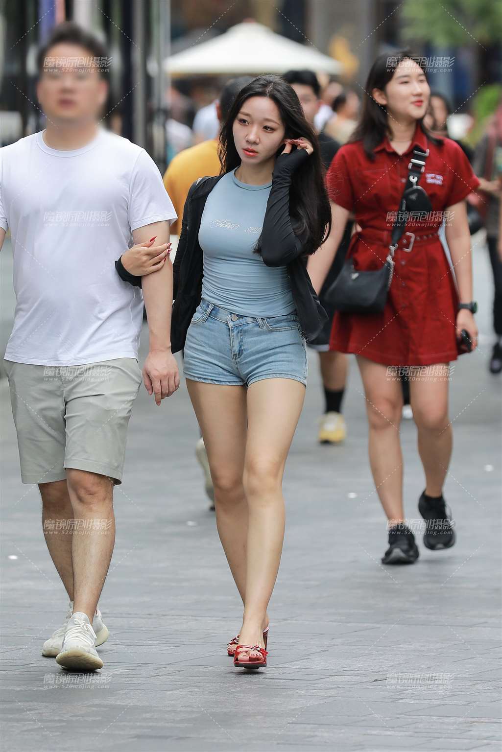 图片[3]-蓝色牛仔热裤女友-流行馆