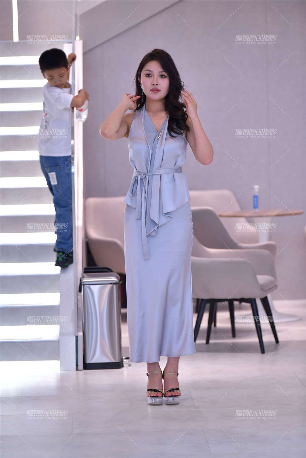图片[4]-水晶高跟长裙美女-流行馆