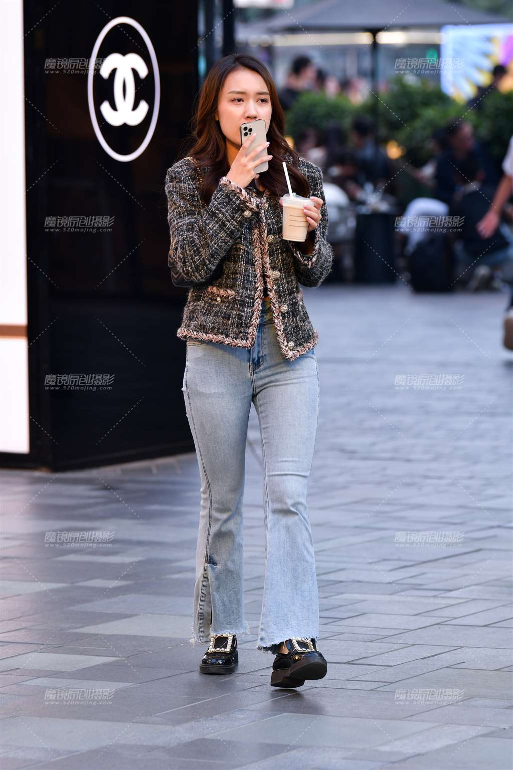 图片[4]-浅色牛仔裤美女-流行馆
