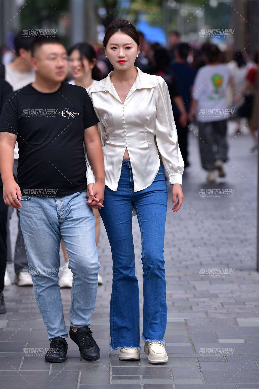 图片[4]-白皙高挑牛仔裤美女-流行馆