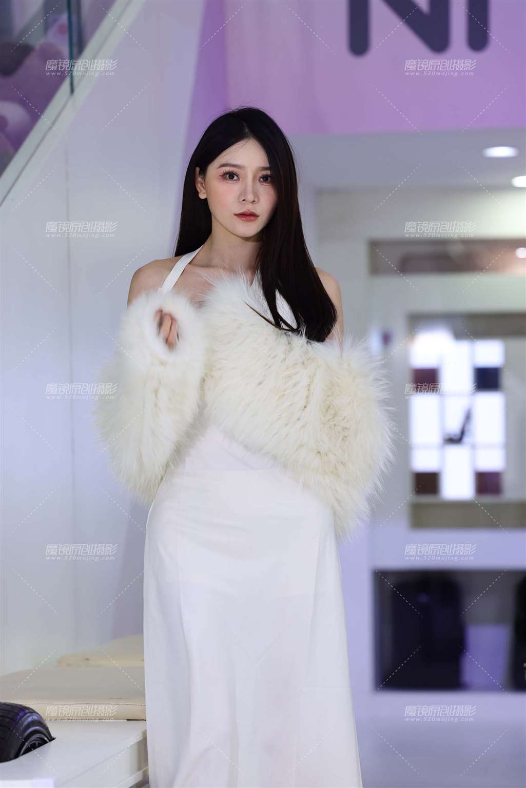 图片[3]-20241208长沙车展极品车模小君的肉丝美腿-流行馆