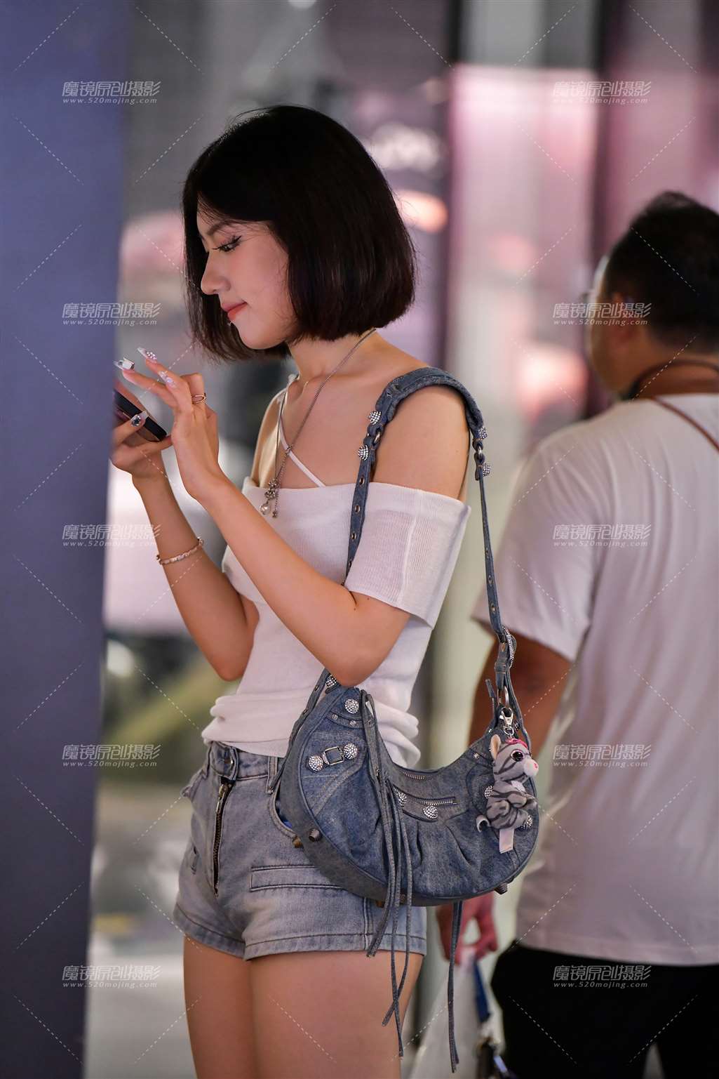图片[5]-白皙高挑热裤美女-流行馆