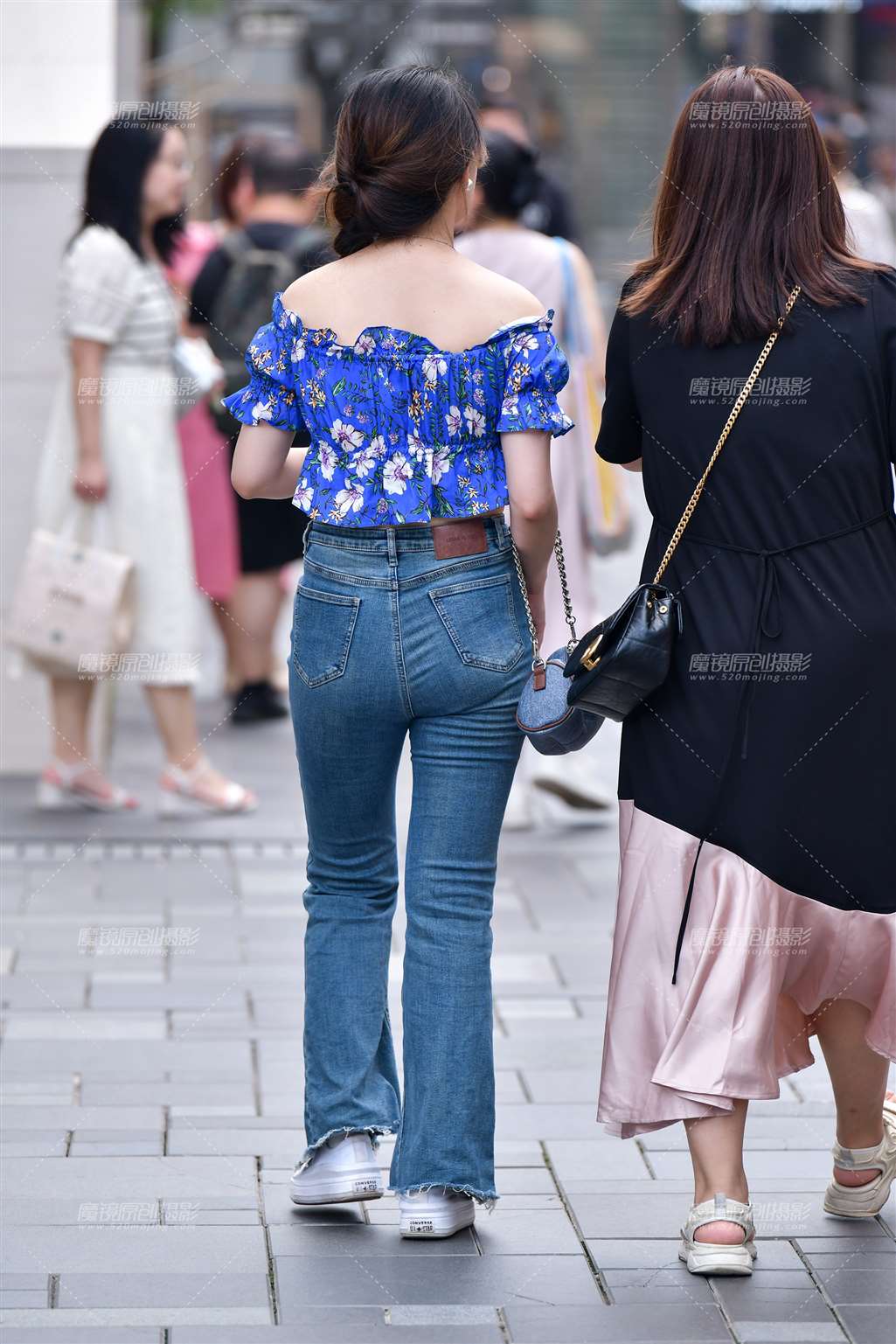 图片[2]-学妹牛仔裤美女-流行馆