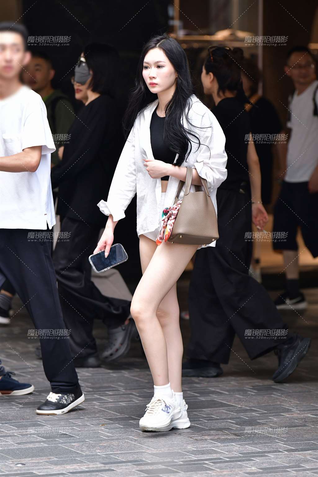 图片[5]-白皙长腿热裤美女-流行馆