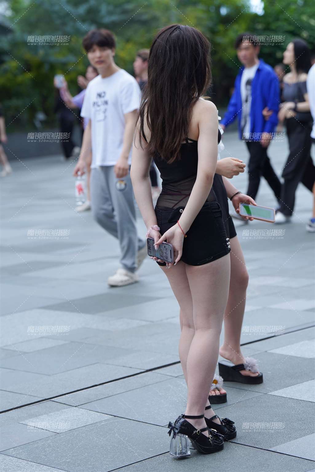 图片[4]-热裤小妹-流行馆