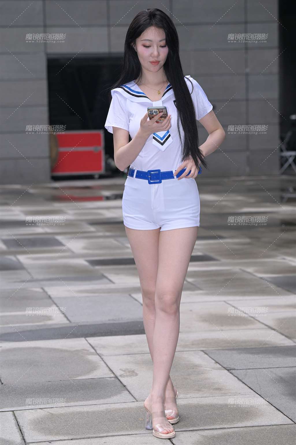 图片[4]-白色热裤小妹-流行馆