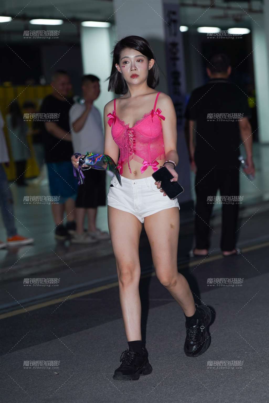 图片[3]-热裤美眉-流行馆