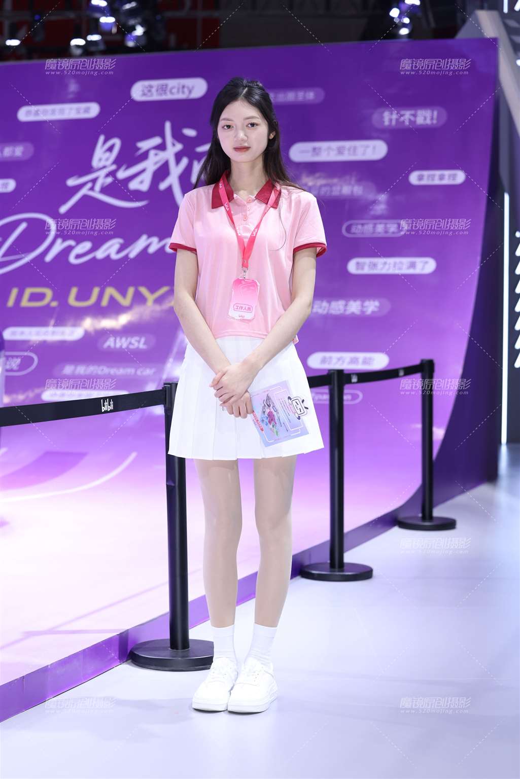 20250429清纯的粉衣短裙肉丝礼仪妹妹-流行馆