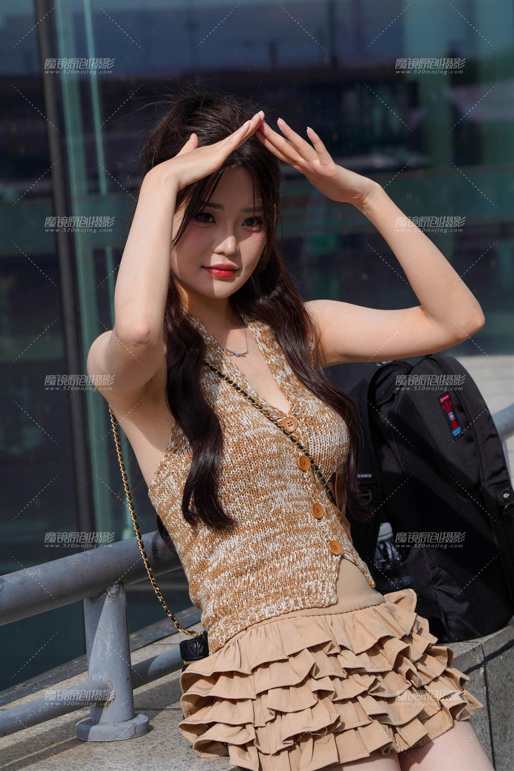 图片[3]-复古甜酷荷叶边短裙美眉-流行馆