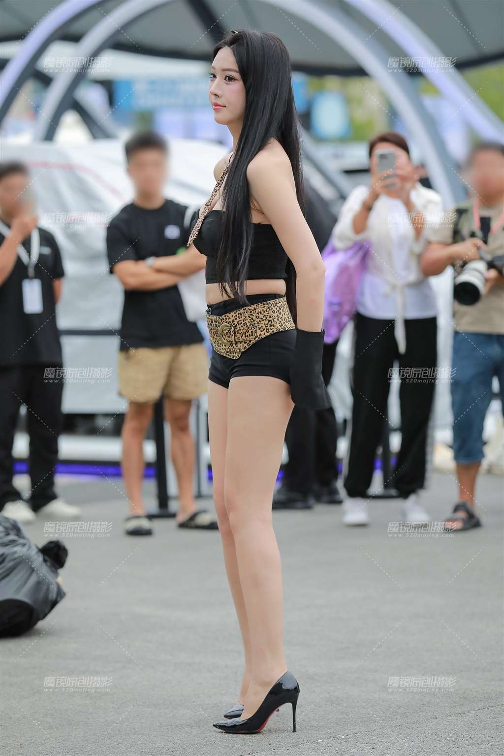 图片[3]-热裤长腿高跟美女-流行馆
