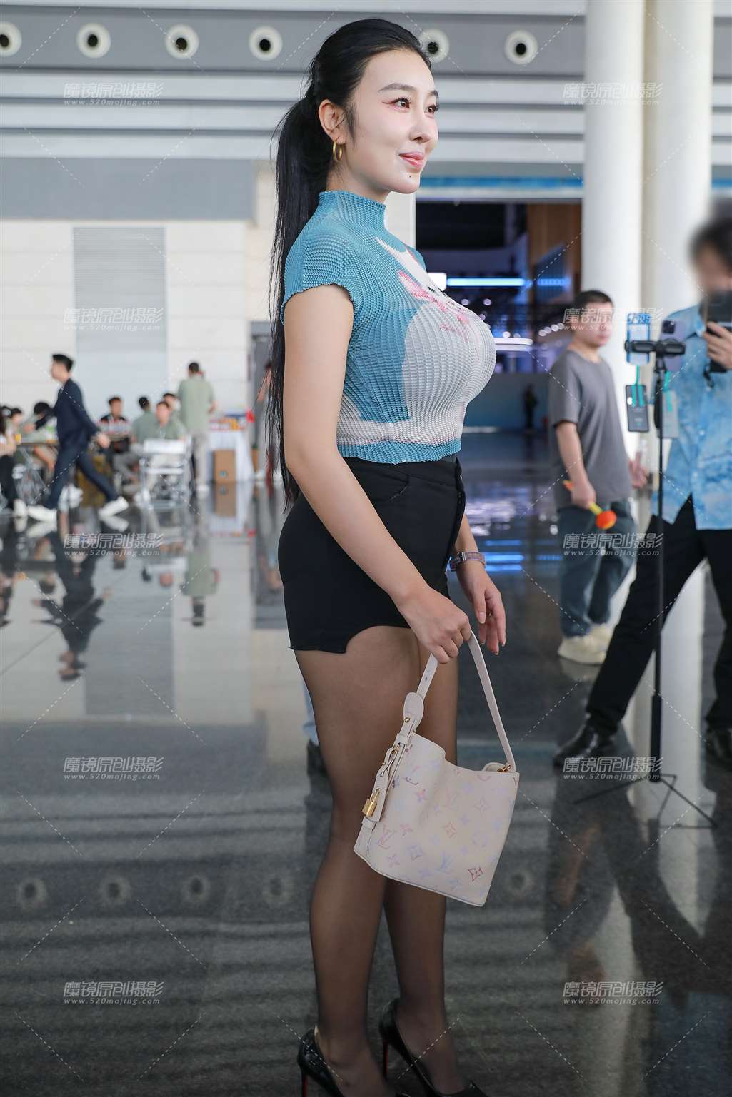 图片[5]-热裤黑丝高跟美女-流行馆