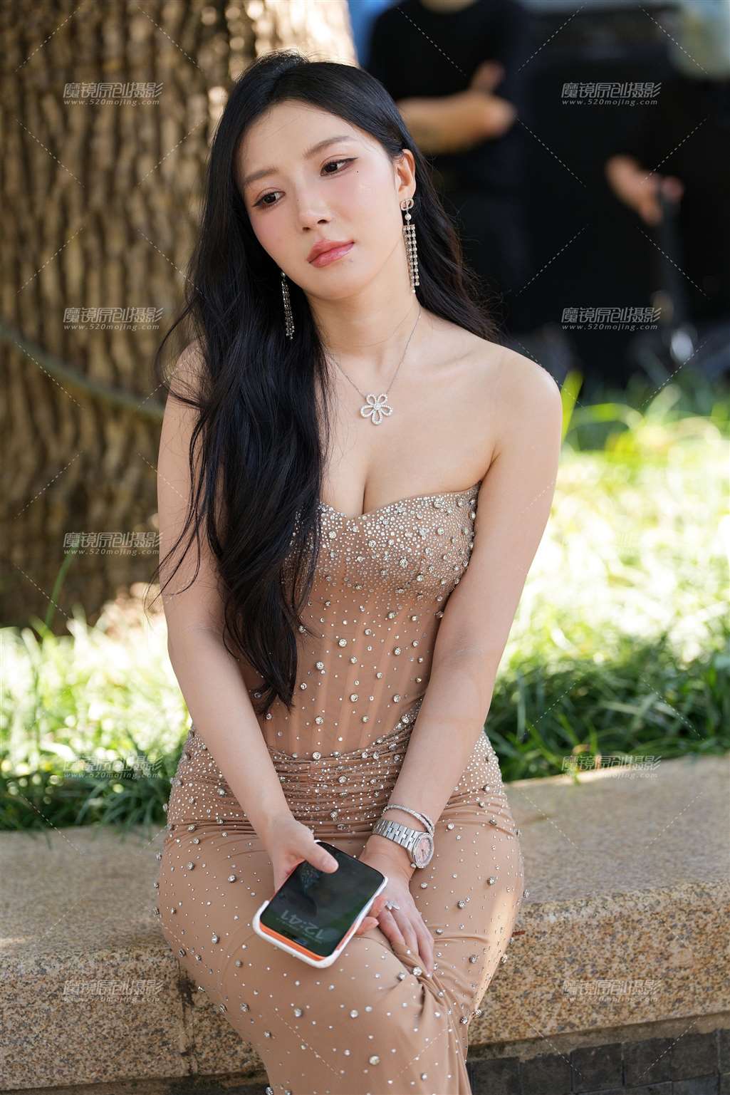 浅褐色晚礼服-流行馆