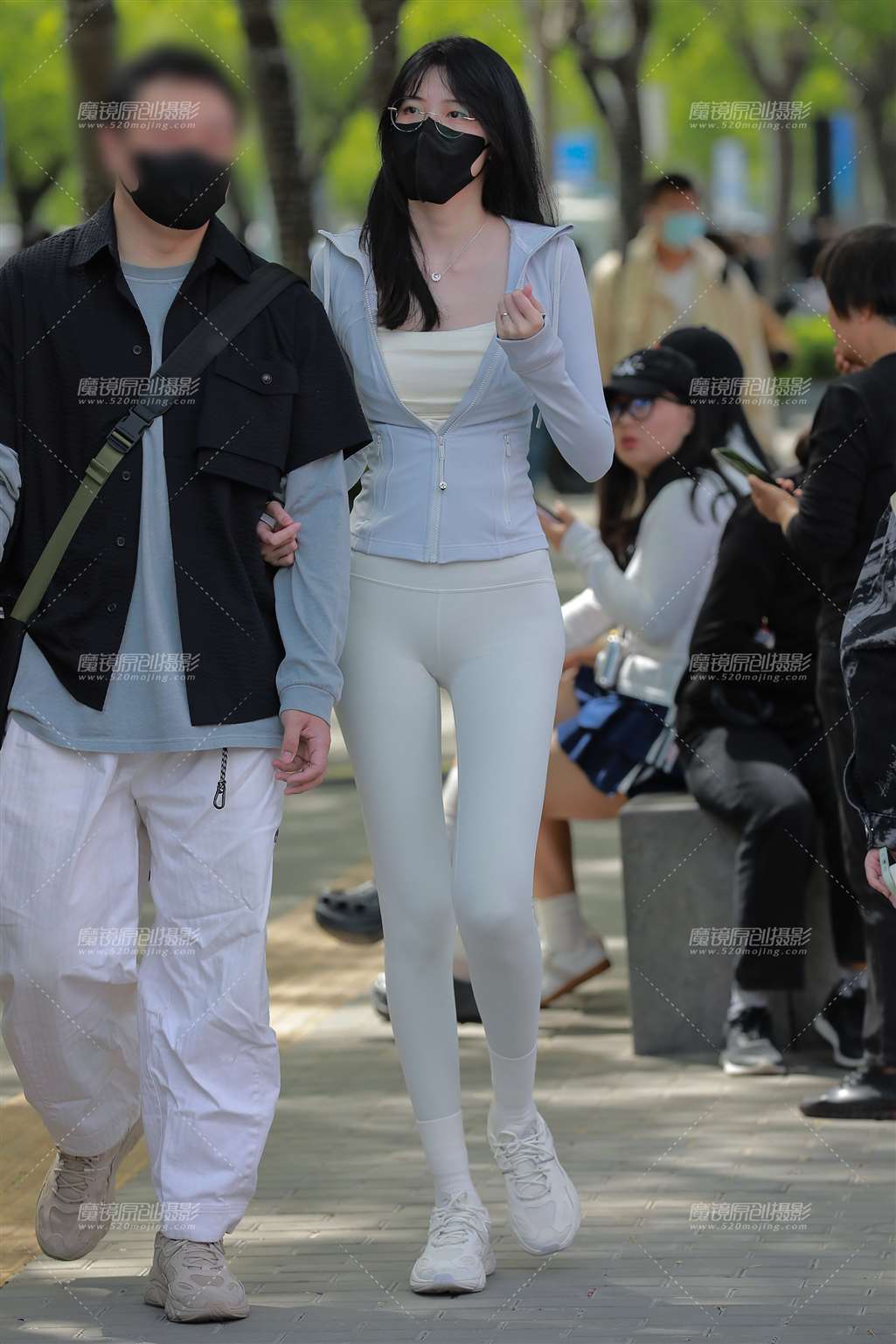 图片[3]-白色瑜伽裤女友-流行馆