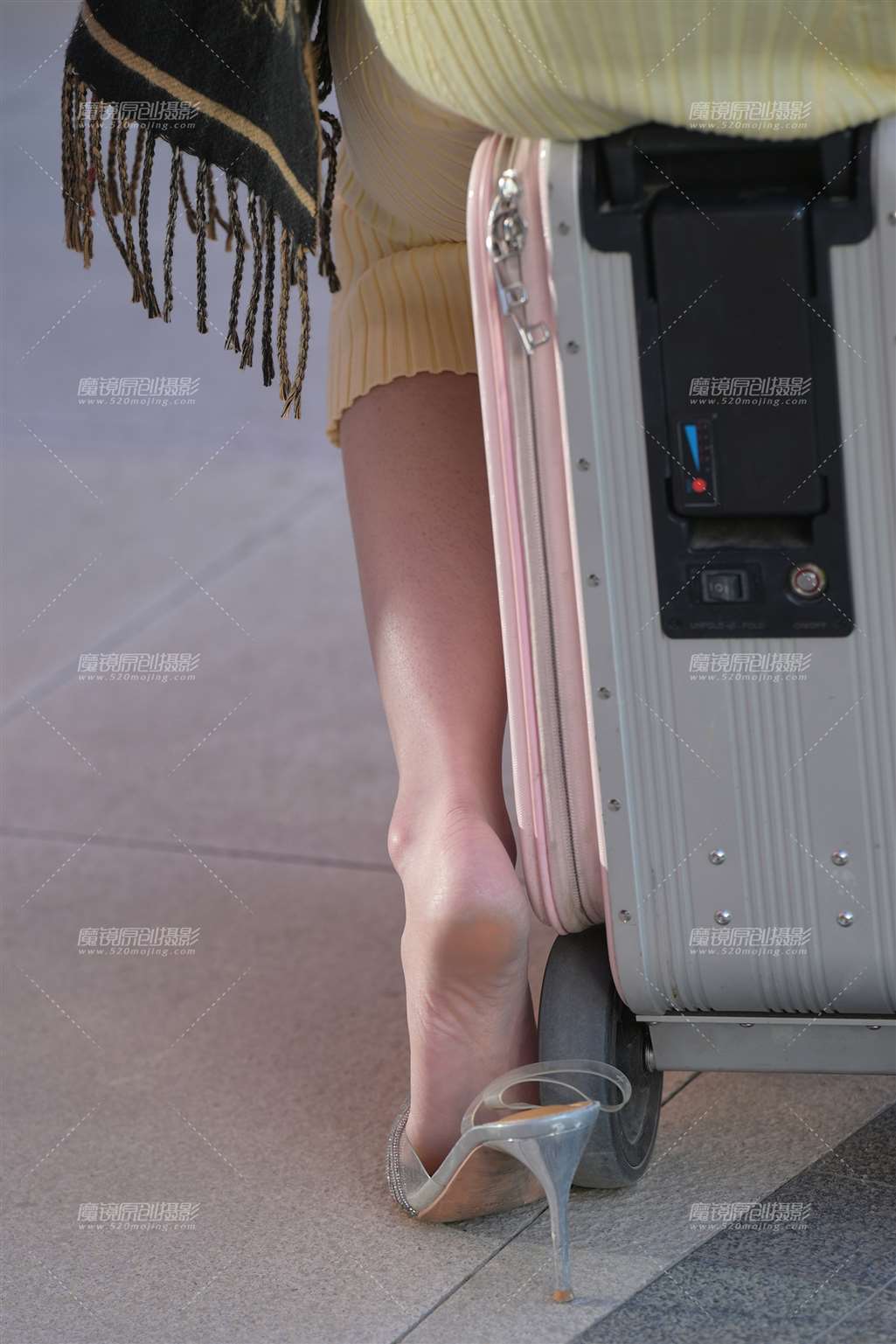 图片[2]-黄裙美女 22P-流行馆