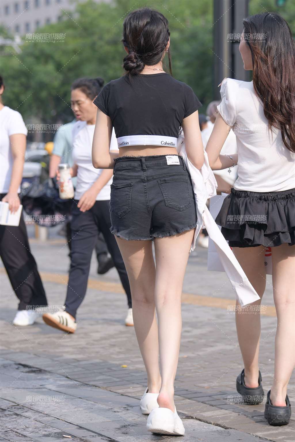 图片[2]-黑色热裤小妹 16P-流行馆